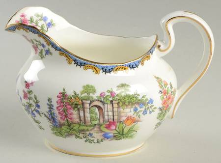 Garden Gate Creamer