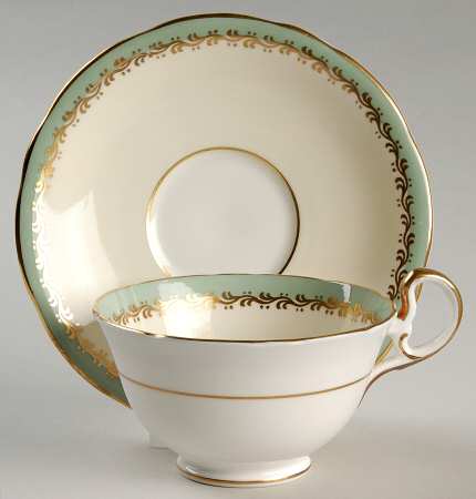 Glenwood Nile Footed Cup & Saucer Set