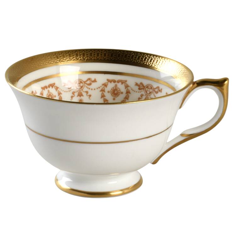 Gold Dowery Footed Cup