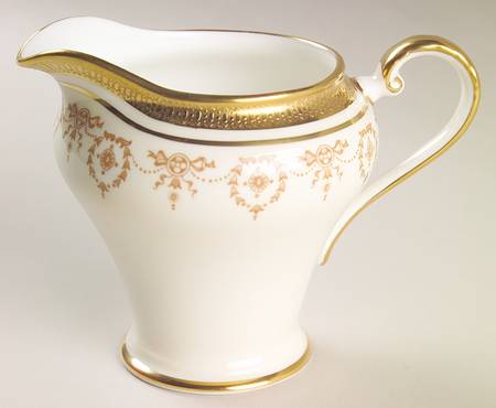 Gold Dowery Creamer