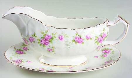 Grotto Rose Gravy Boat & Underplate