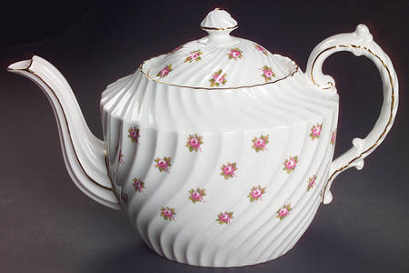 Hathaway Teapot & Lid