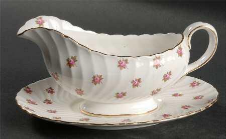 Hathaway Gravy Boat & Underplate