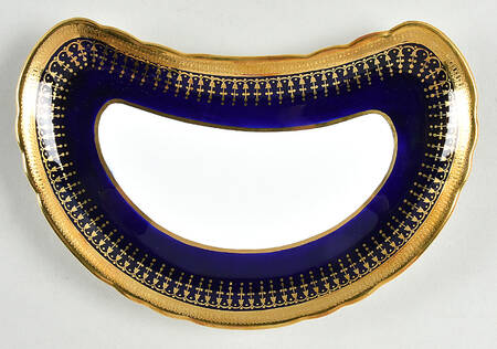 Hertford Cobalt (Scalloped) Crescent Salad Plate