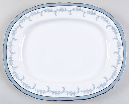 Kenmore (Scalloped) 13" Oval Serving Platter