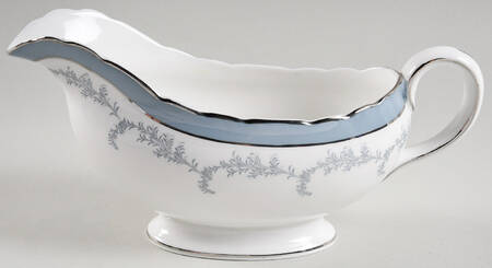 Kenmore (Scalloped) Gravy Boat