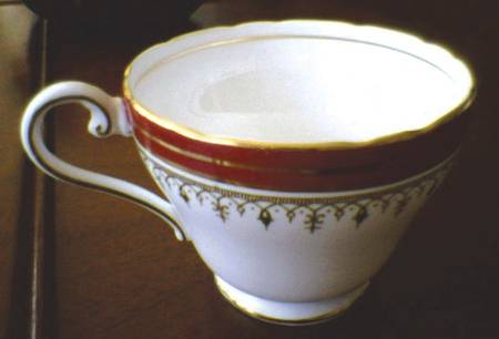 Durham Maroon (Scalloped, Not Encrusted) Footed Cup
