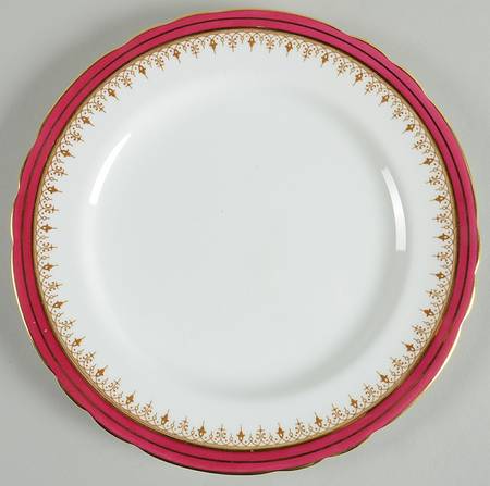 Durham Maroon (Scalloped, Not Encrusted) Luncheon Plate