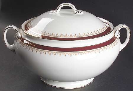 Durham Maroon (Scalloped, Not Encrusted) Tureen &  Lid