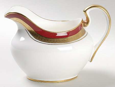 Marone Royale Creamer