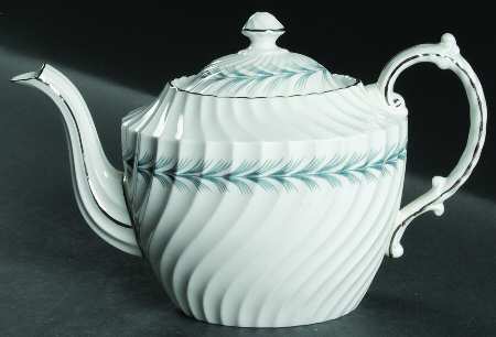 Mayfair Small Teapot & Lid