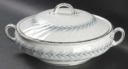 Mayfair Round Covered Vegetable