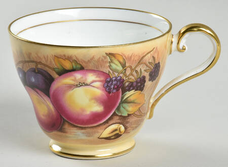 Orchard Gold Footed Cup