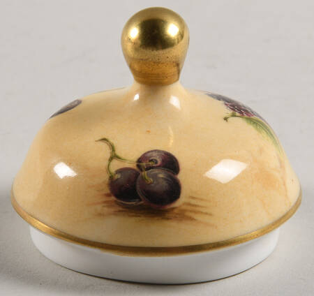 Orchard Gold Lid for 8" Footed Urn