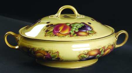 Orchard Gold Round Covered Vegetable