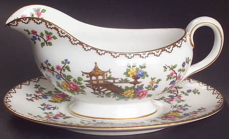 Pagoda Gravy Boat & Underplate
