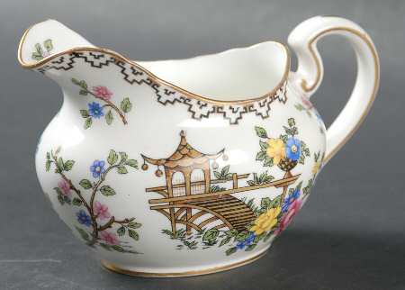 Pagoda Creamer