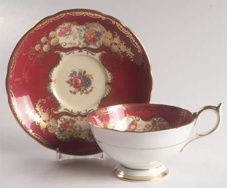 Paramount Footed Cup & Saucer Set