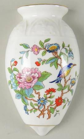 Pembroke (Gold Trim) Wall Pocket Vase