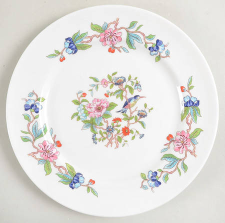 Pembroke (Gold Trim) Salad Plate