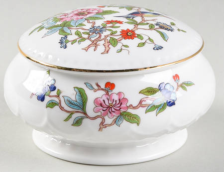Pembroke (Gold Trim) 3" Round Box & Lid