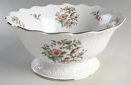 Pembroke (Gold Trim) Large Fruit Bowl