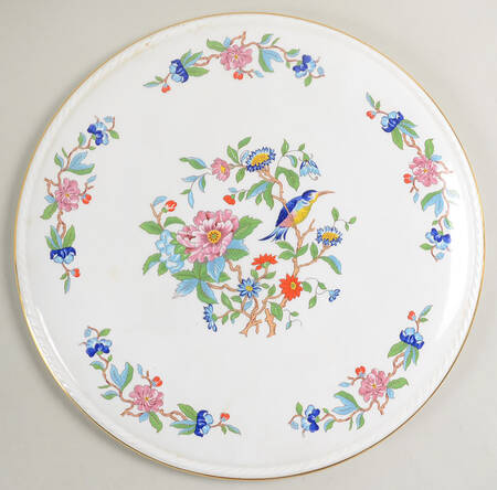 Pembroke (Gold Trim) Cake Plate