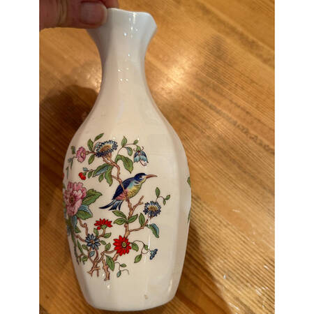 Pembroke (Gold Trim) 7" Vase