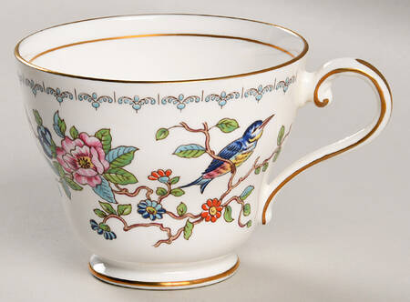 Pembroke (Gold Trim) Footed Cup
