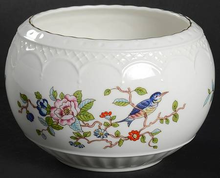 Pembroke (Gold Trim) 3" Sovereign Open Potpourri