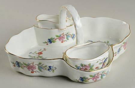 Pembroke (Gold Trim) Strawberry Basket W/Creamer & Open Sugar