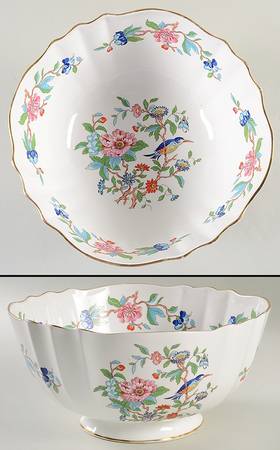 Pembroke (Gold Trim) 9" Salad Serving Bowl