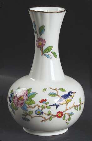 Pembroke (Gold Trim) 5" Bud Vase