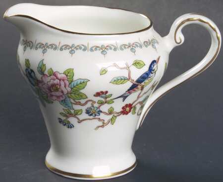 Pembroke (Gold Trim) Mini Creamer
