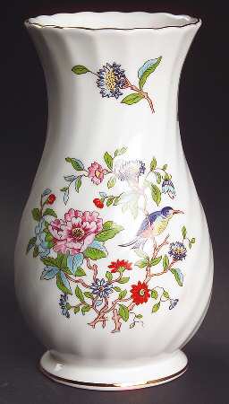 Pembroke (Gold Trim) 6" Spiral Vase