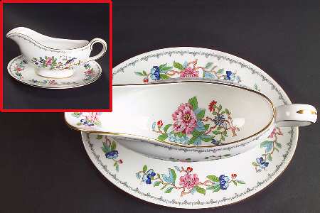 Pembroke (Gold Trim) Gravy Boat & Underplate