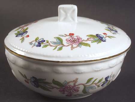 Pembroke (Gold Trim) 4" Round Box & Lid