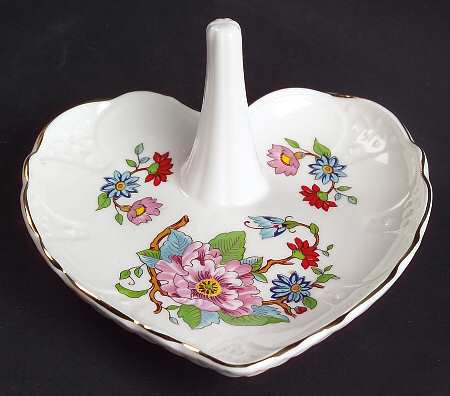 Pembroke (Gold Trim) Ring Holder