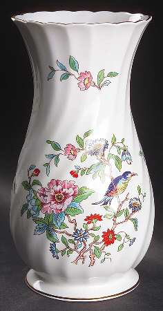 Pembroke (Gold Trim) 8" Spiral Vase