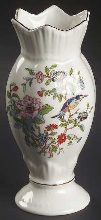 Pembroke (Gold Trim) 6" Windsor Vase