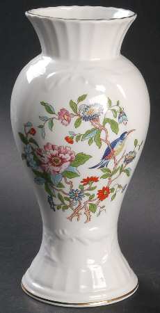 Pembroke (Gold Trim) 8" Vase