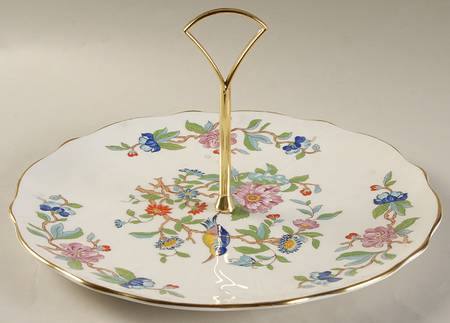 Pembroke (Gold Trim) Cake Plate with Metal Center Handle