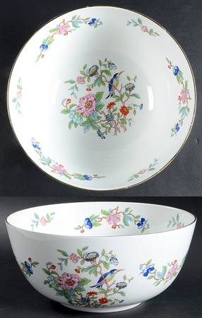 Pembroke (Gold Trim) 9" Salad Serving Bowl