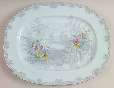 Queen's Garden (Blue, Scalloped) 15" Oval Serving Platter