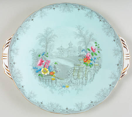 Queen's Garden (Blue, Scalloped) Handled Cake Plate