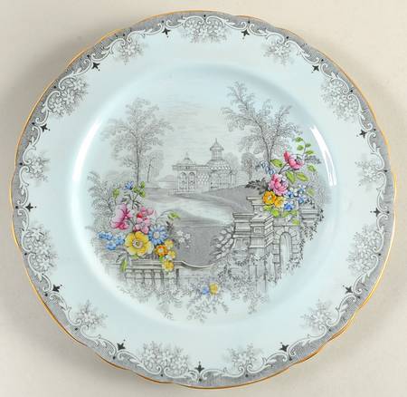 Queen's Garden (Blue, Scalloped) Luncheon Plate