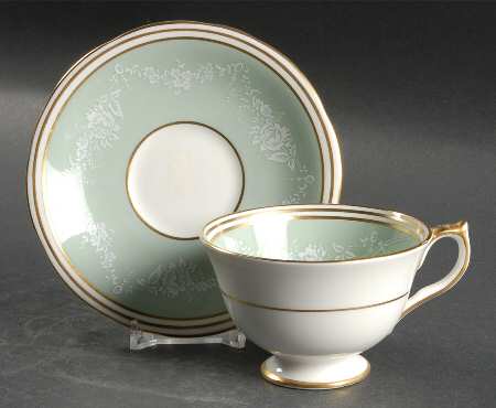 Rosewood (Scalloped) Footed Cup & Saucer Set