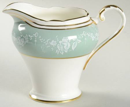 Rosewood (Scalloped) Creamer