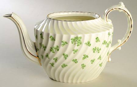 Shamrock Cream (Rim Shape) Teapot No Lid