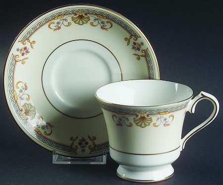 Shelbourne Footed Cup & Saucer Set